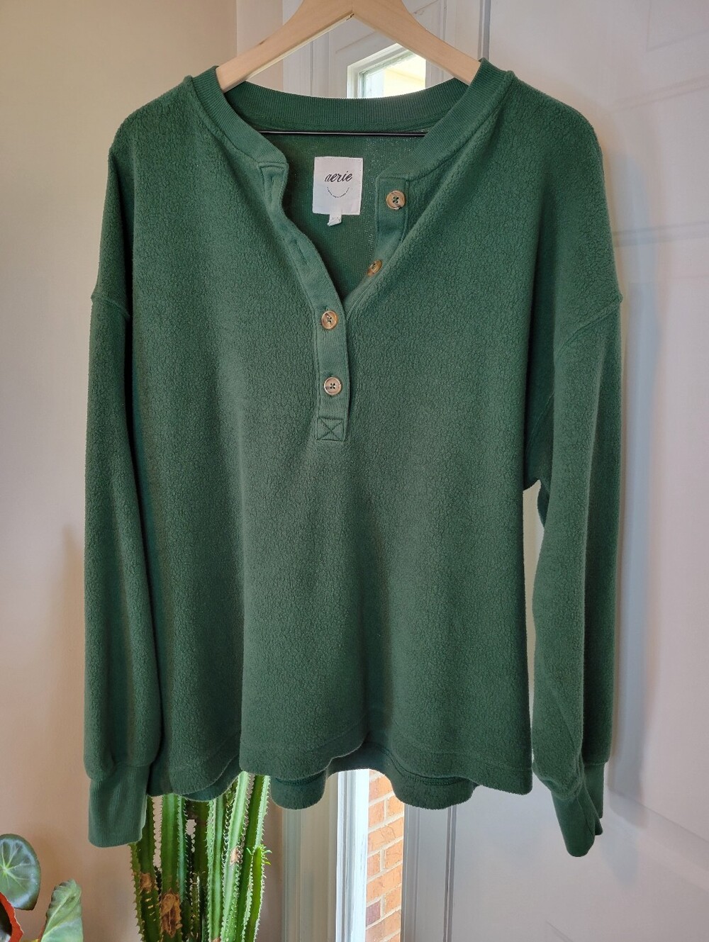 Aerie Sherpa Emerald Green Henley Pullover Sweatshirt, Size Large